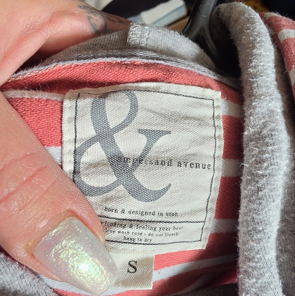 💥 Ampersand AvenueDoubleHood™ Sweatshirt - Line It Up - Picture 9 of 11